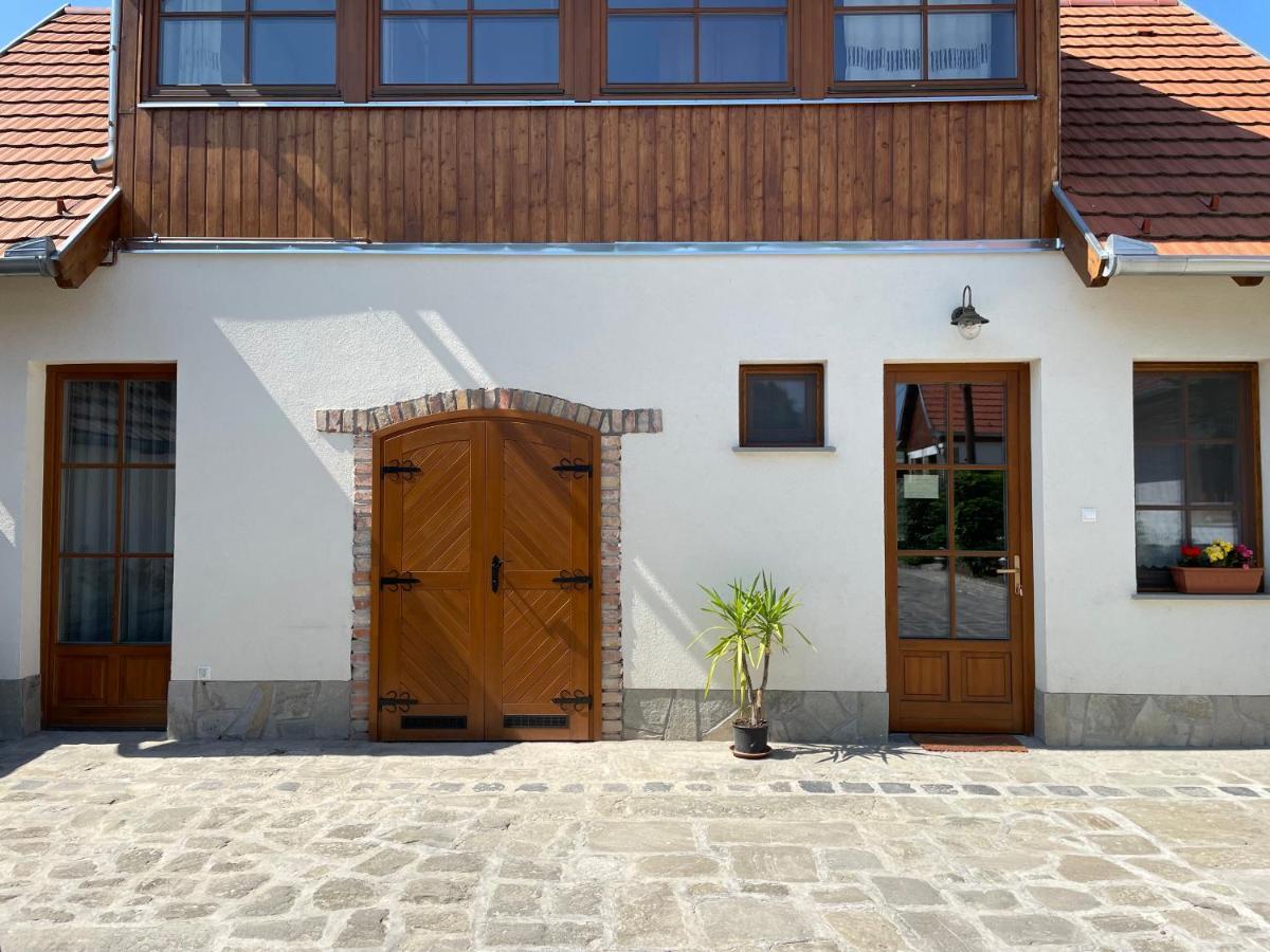 Kis-Duna Vendeghaz Dunabogdány Exterior foto