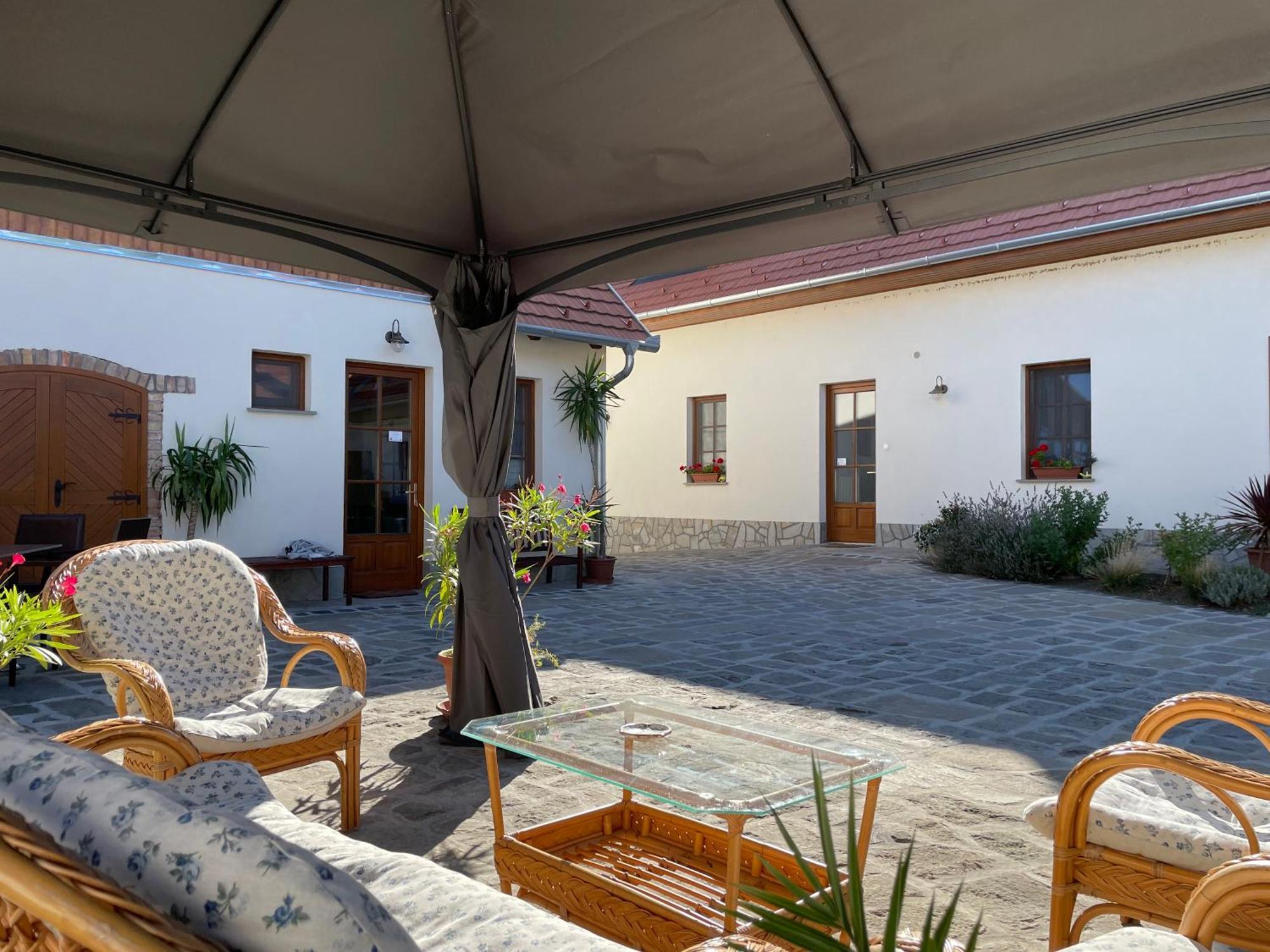 Kis-Duna Vendeghaz Dunabogdány Exterior foto